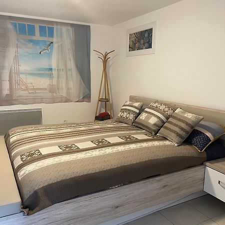 Le Studio Barbatre Экстерьер фото